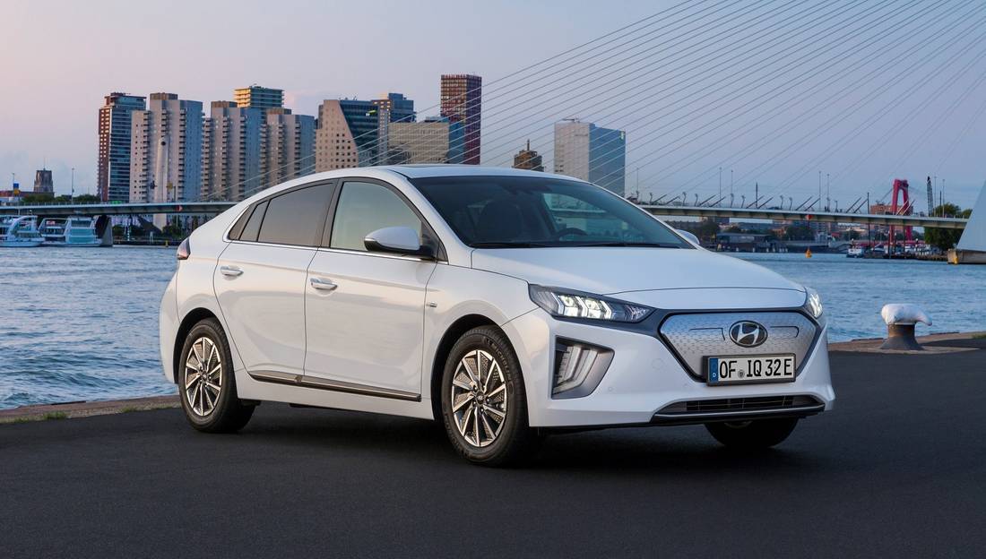 24zXujdTM1LdmzS6M91ddu-993515c01bb8ad675df371afb328c566-hyundai-ioniq-electric-weiss-1100