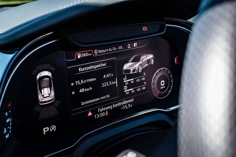 Audi-R8-Virtual-Cockpit