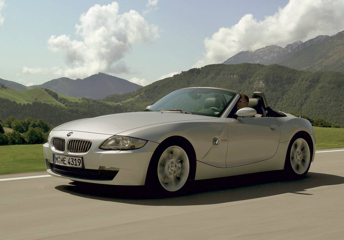 bmw-z4-roadster-e85-side