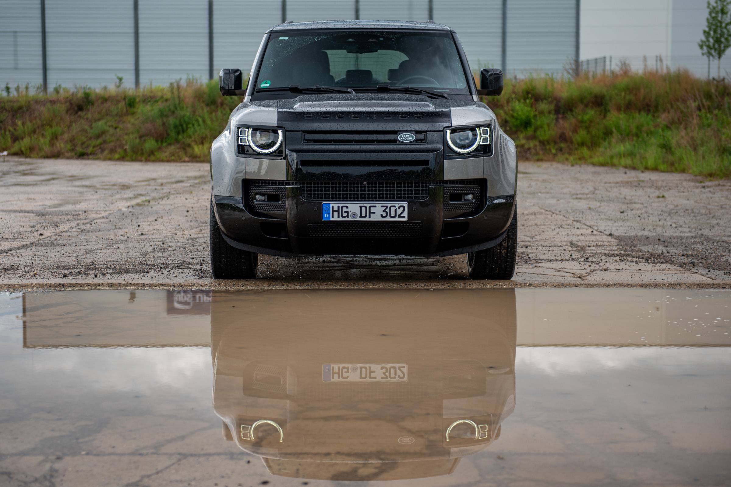 Land Rover Defender 90 P425 - Frontansicht