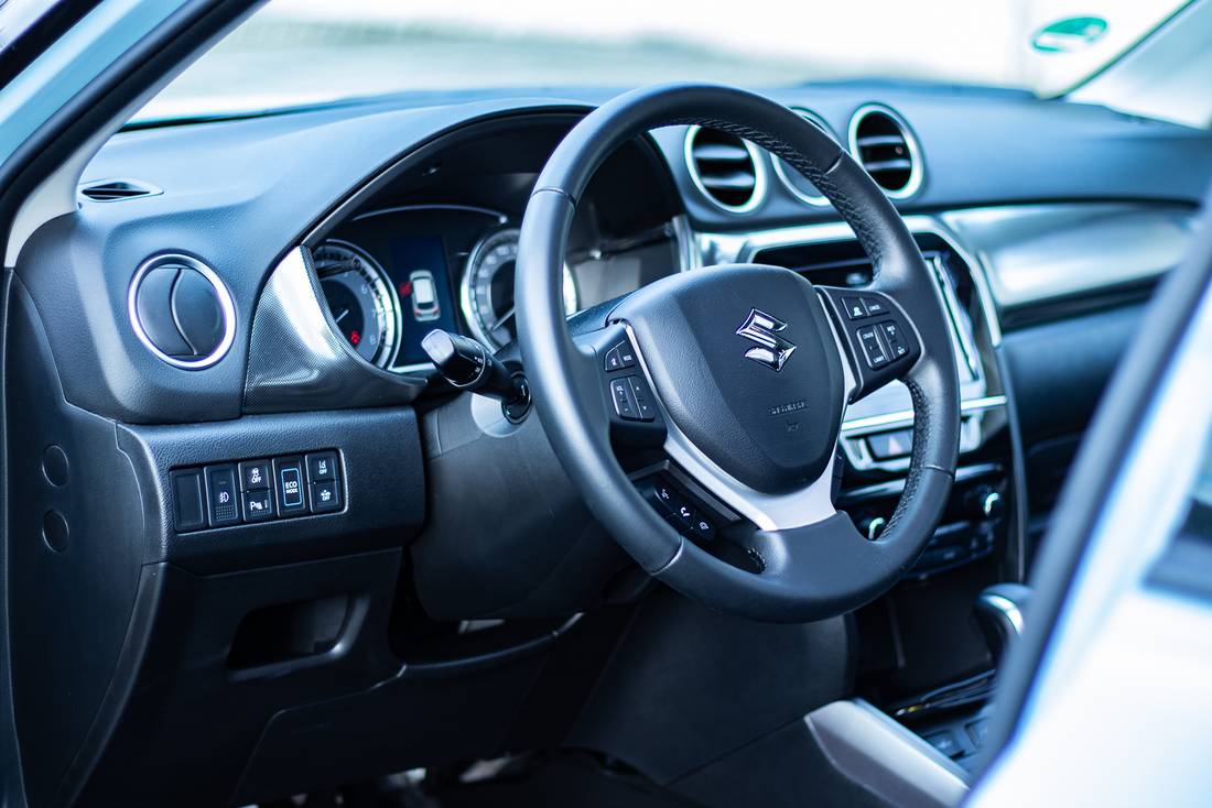 Suzuki Vitara-Interior-2
