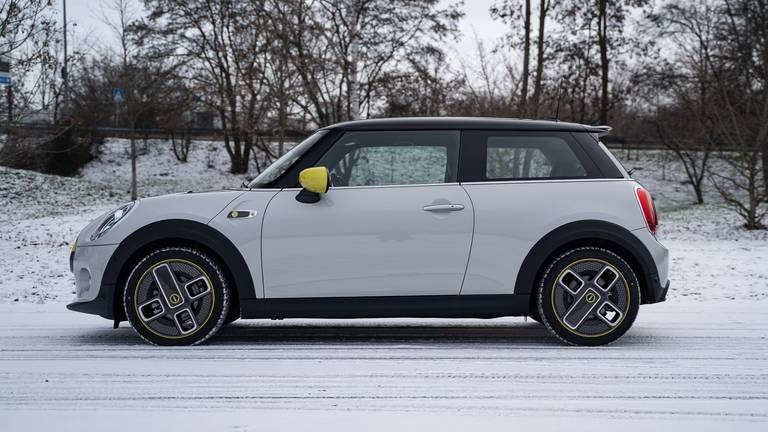 2020 Mini Cooper SE-0003