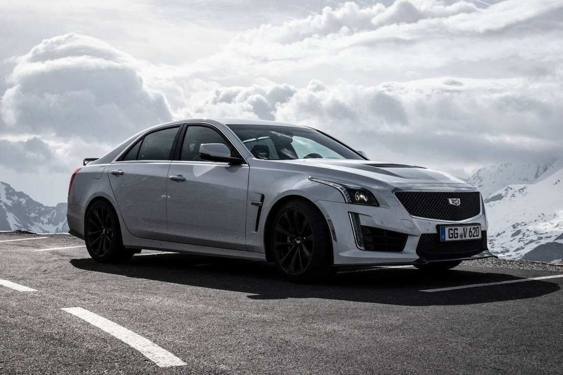 Cadillac-CTS-V-Front-Side