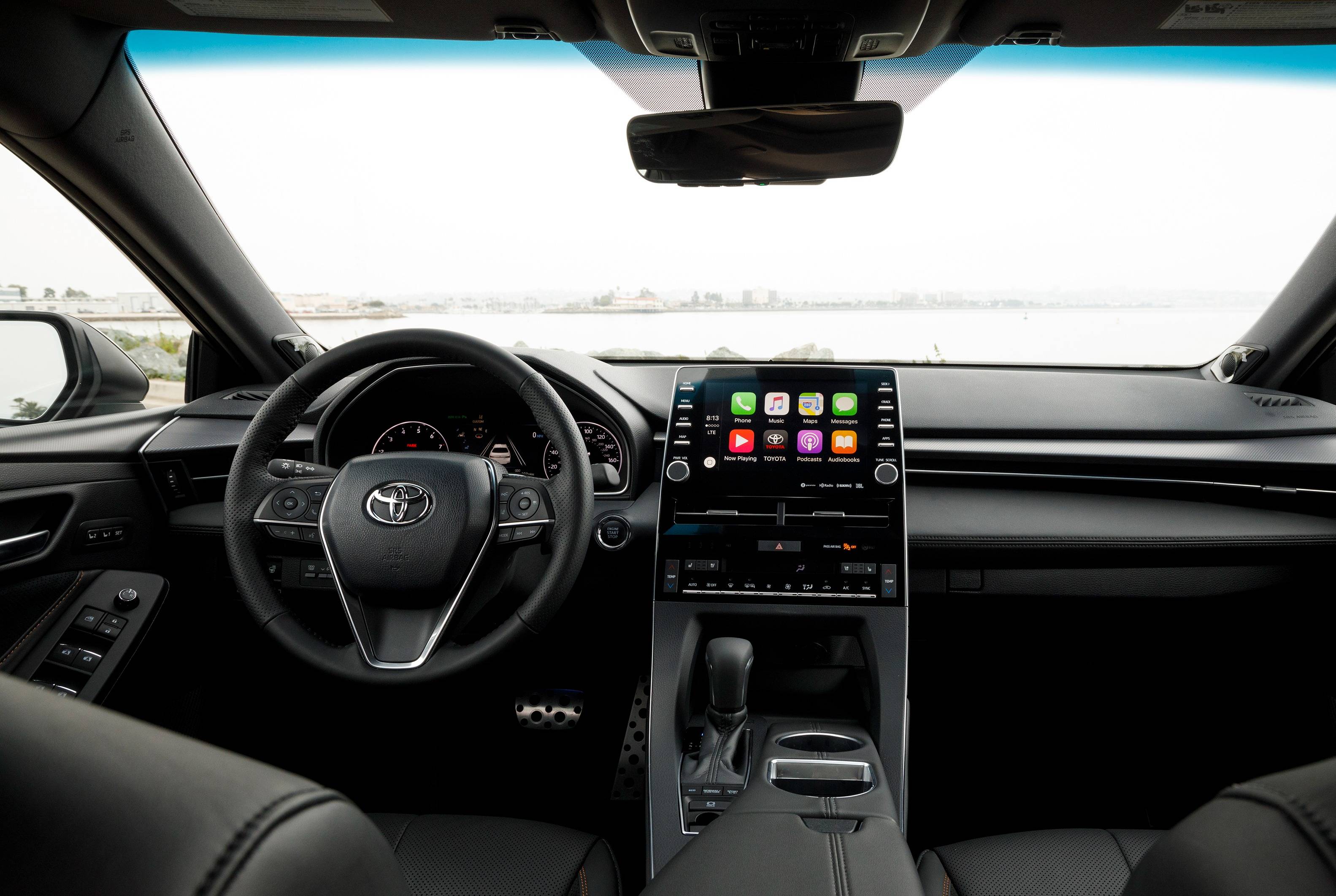 toyota-avalon-interior