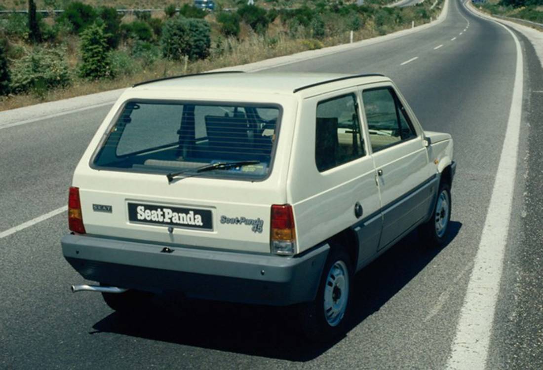 4WrrcRVfBfebb0EMyCKvtF-f4ed11f282712a43a94230ed80a564af-seat-panda-back-1100