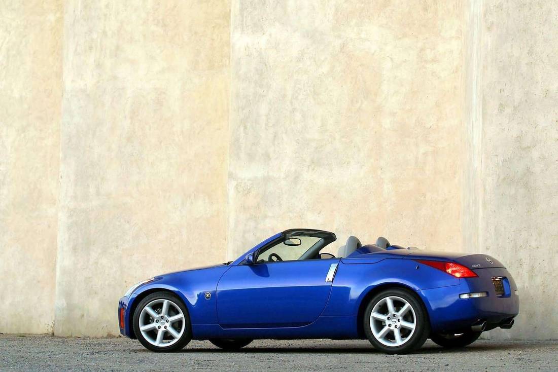 nissan-350-z-cabrio-side