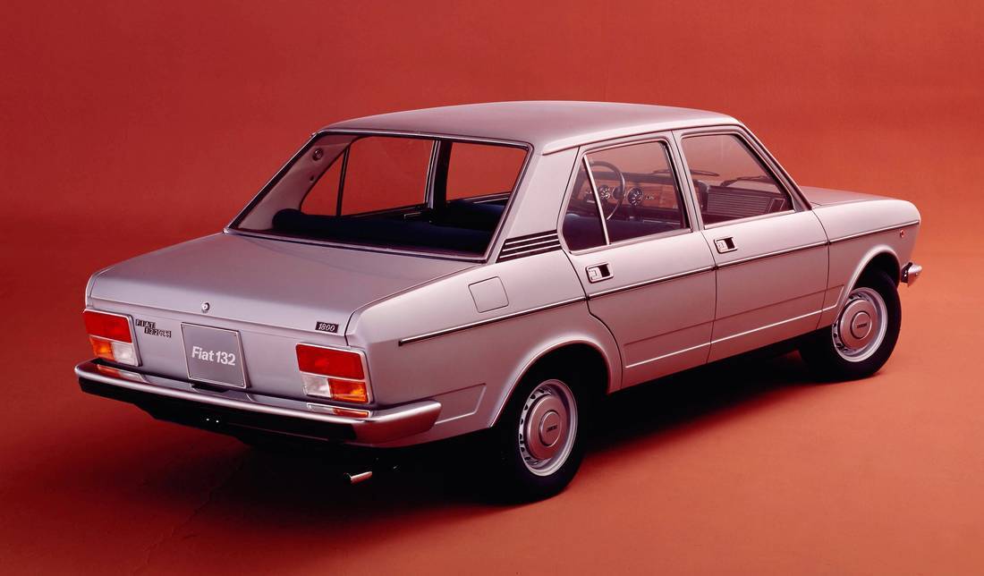 7v36ay8U14Jb7zFw9vECZk-ff0ccbd0cf4bf71db6bfc32c47f9586a-fiat-132-back-1100