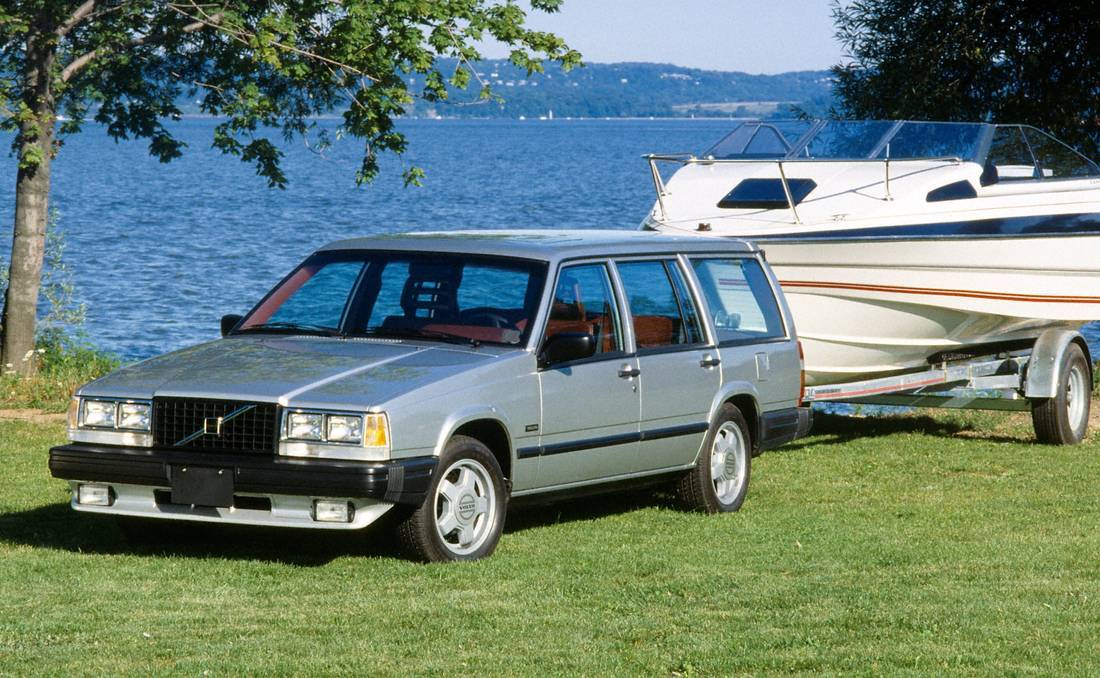 3WIVdt32OBPkAaOdHG8PWF-8a5d1539054a1f5e60d77180d376da89-volvo-745-side-1100
