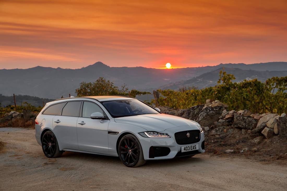 jaguar-xf-sportbrake-front