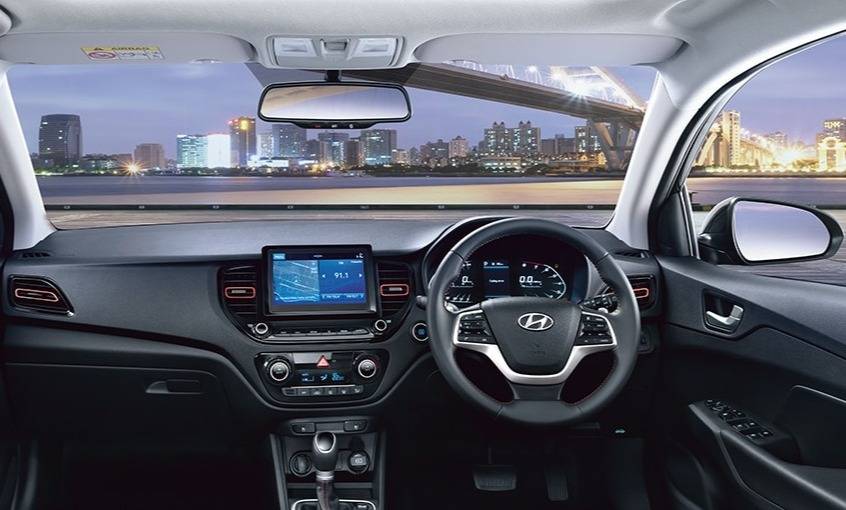 hyundai-verna-interior