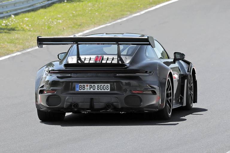 Porsche 911 GT2 RS 009