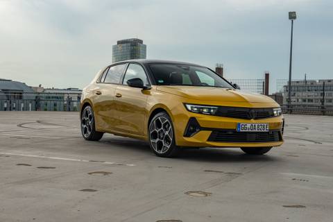Test Opel Astra Hybrid: Was kann der Golf-Herausforderer?
