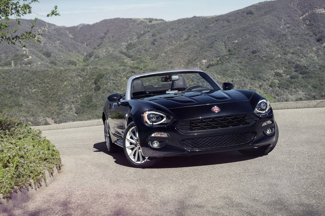Fiat-124-Spider-1