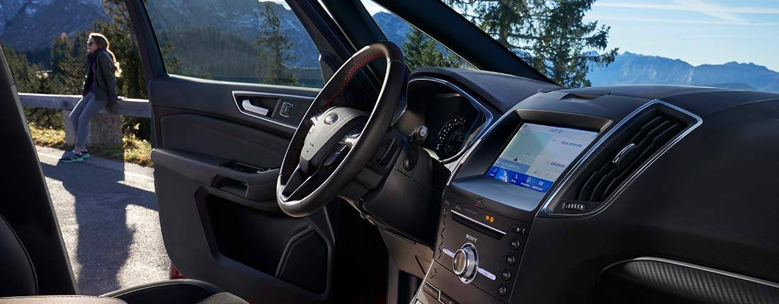 ford-s-max-hybrid-l-04