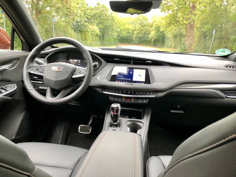 Cadillac XT4 Sport 2021 Int Cockpit