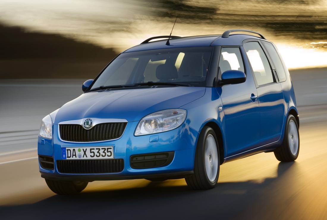 74C4elF3h4PtQbRx1IxHNo-8c8fe45cb890e7503085e336260253ed-skoda-roomster-front-1100