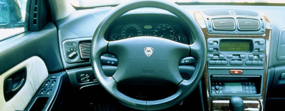 4oEzNg2vBXqyZtLe685US9-6f66aed7a387cee740f288035a6e9212-lancia-gamma-l-03-1100