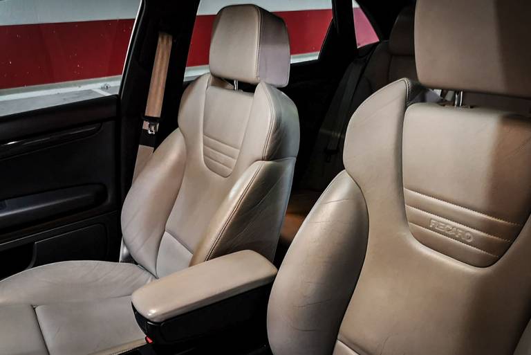 AudiS4-B6-Seats