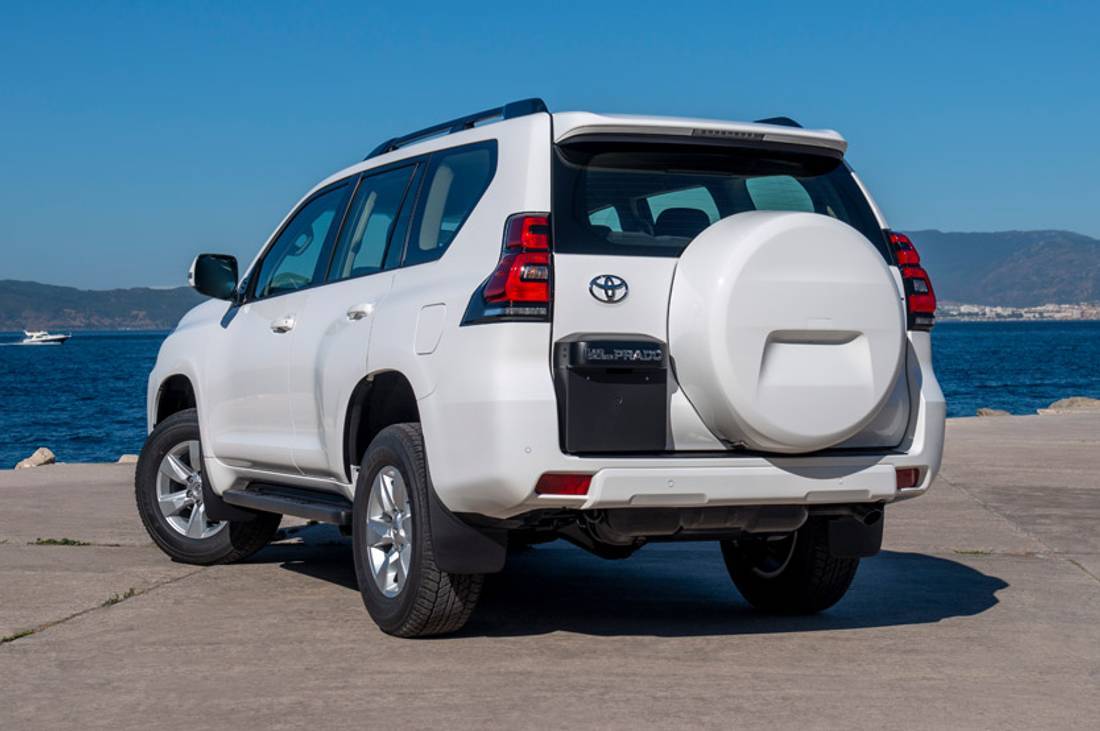 1EDBrsrK77veCi7nactFmH-5f6b45812c0f6e19ff393b72e1398c87-toyota-land-cruiser-prado-back-1100