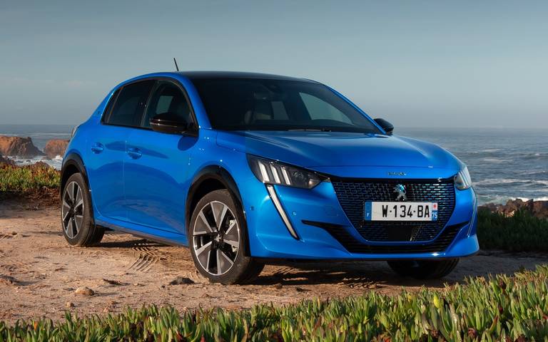 peugeot-e-308-elektroauto-blau