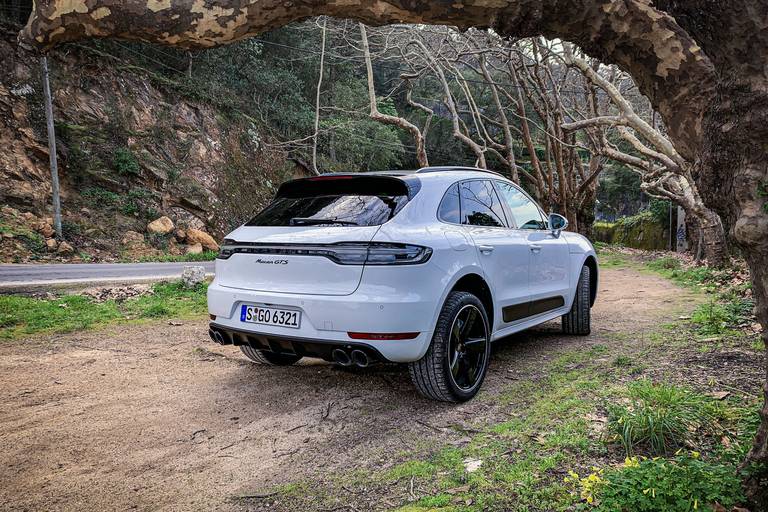 Porsche-Macan-GTS-Rear