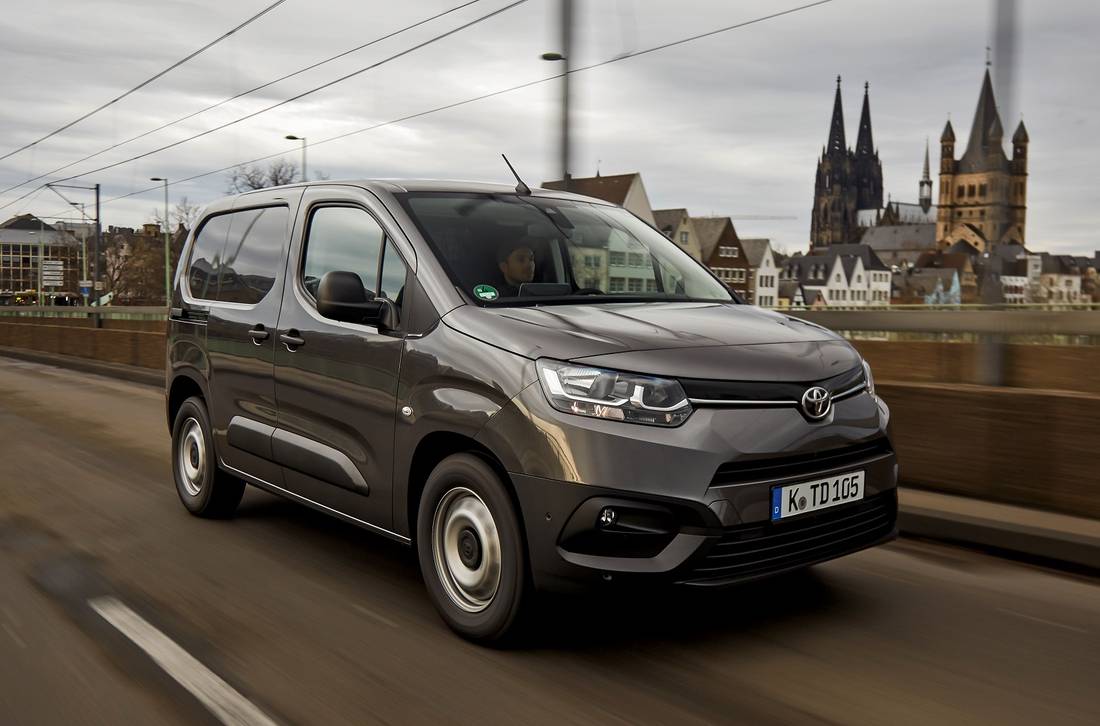 Toyota Proace City Verso Front