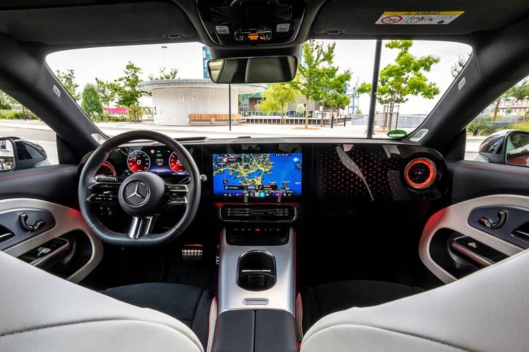 mercedes-cla-interior