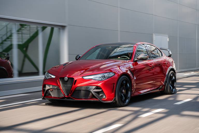 Alfa Romeo Giulia GTAm Front 1