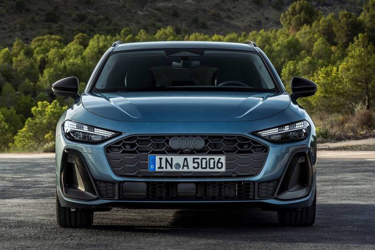 audi-a5-avant-2025-front