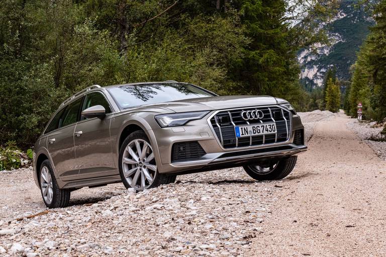 Audi-A6-Allroad-55-TDI-quattro-Side-Offroad