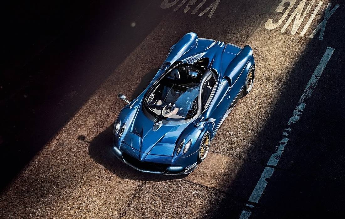 2OrTCZzX5YXzUZrDXUz7yW-dc21a866b9c63ca9978a8a245a6e8c3f-pagani-huayra-roadster-overview-1100