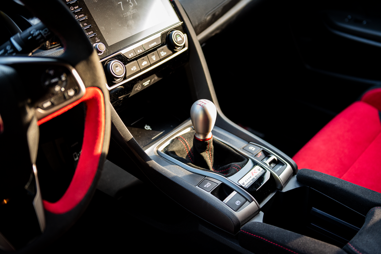 Honda-Civic-Type-R-2021-Stickshift