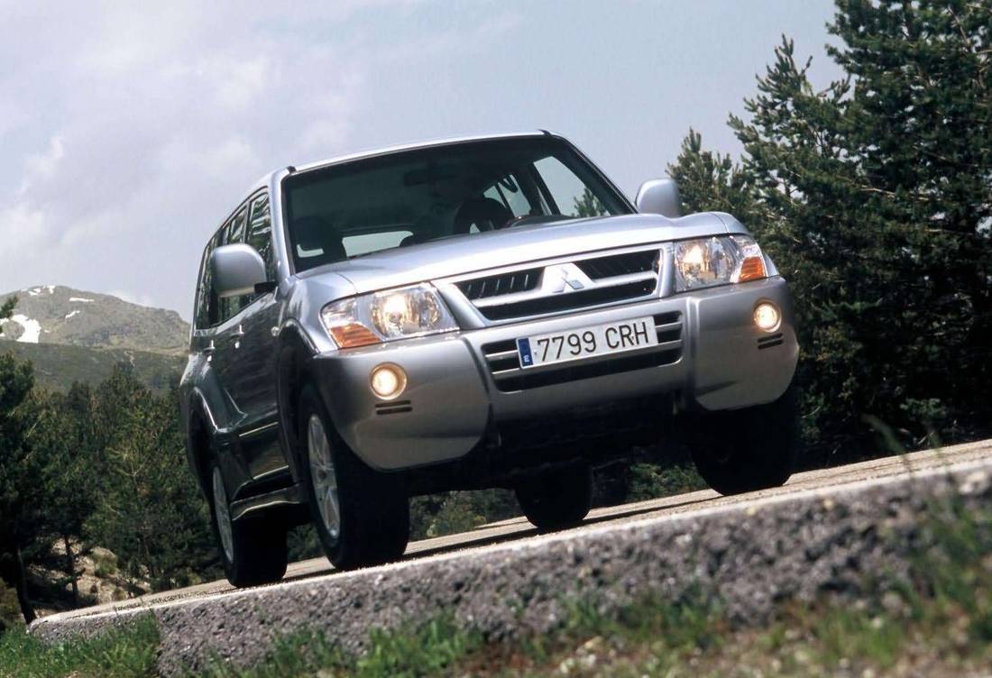2nuwbaBl7wFUq6ogtnuOAG-71128551fc808e367f54c778b7372e55-mitsubishi-montero-front-1100