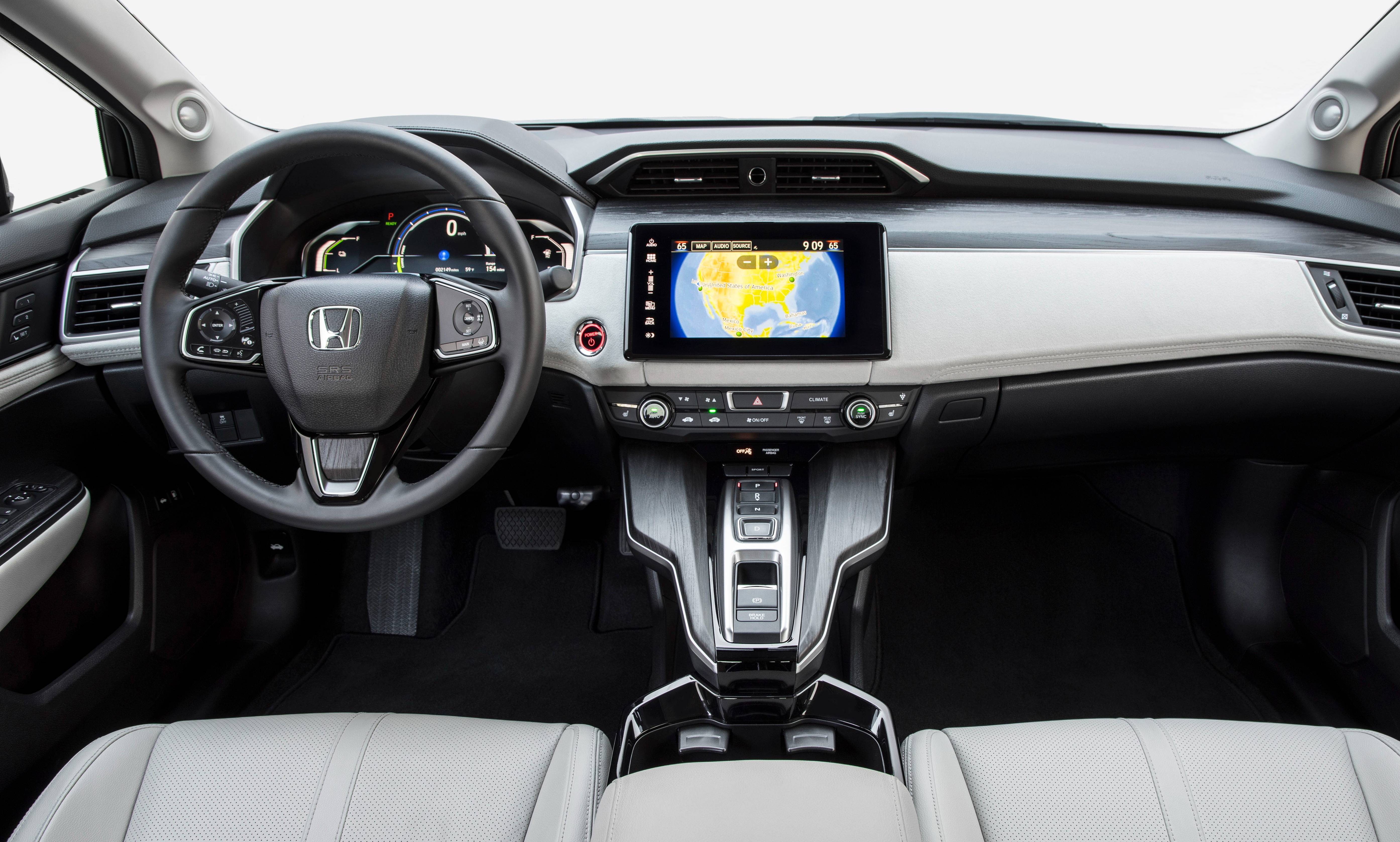 honda-clarity-interior