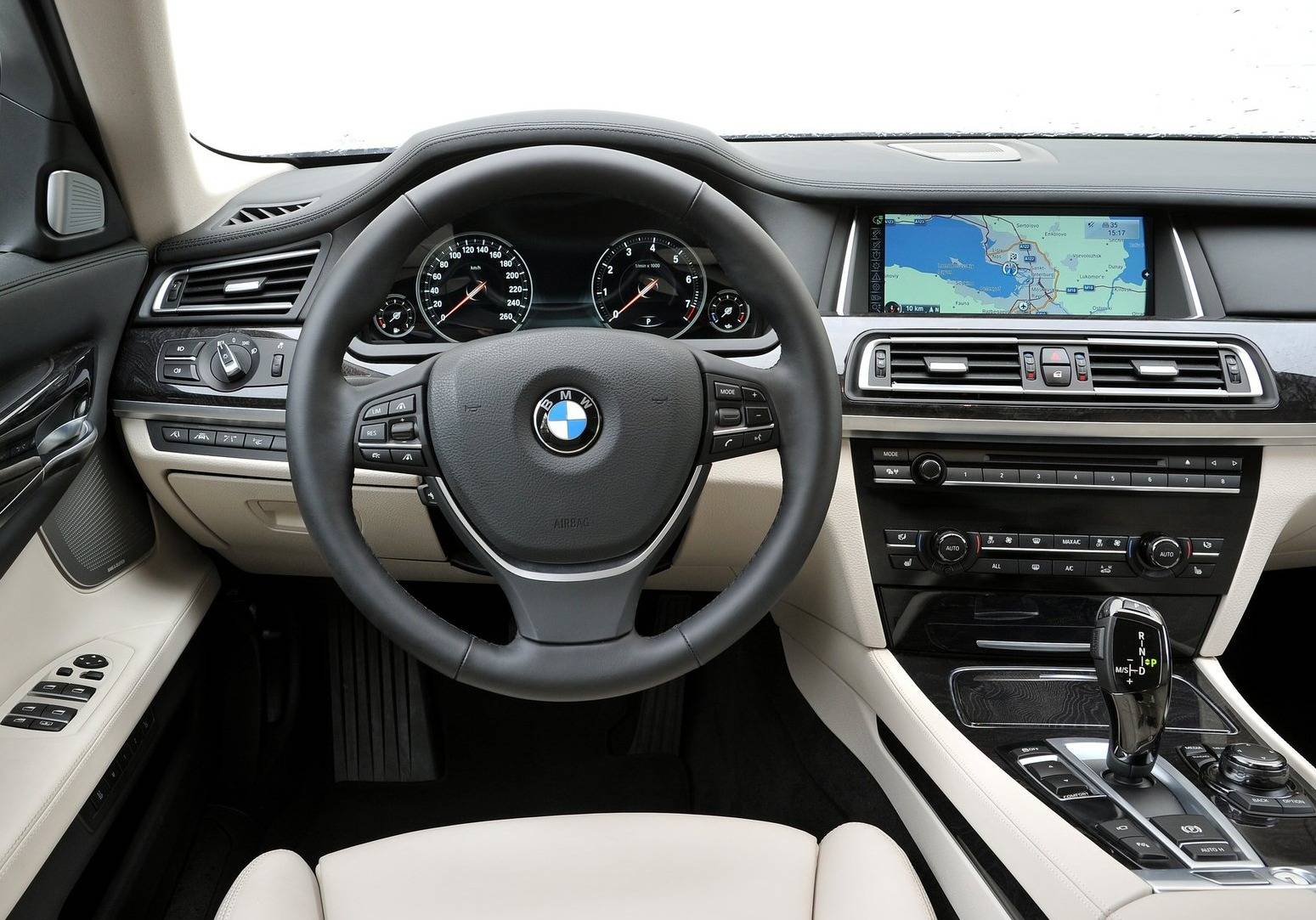 bmw-f02-interior