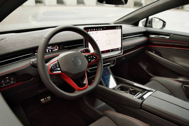 VW-IDX-Performance-Interior