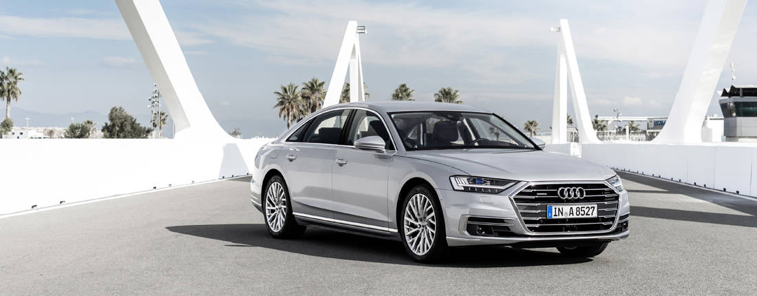 AudiA8 Header