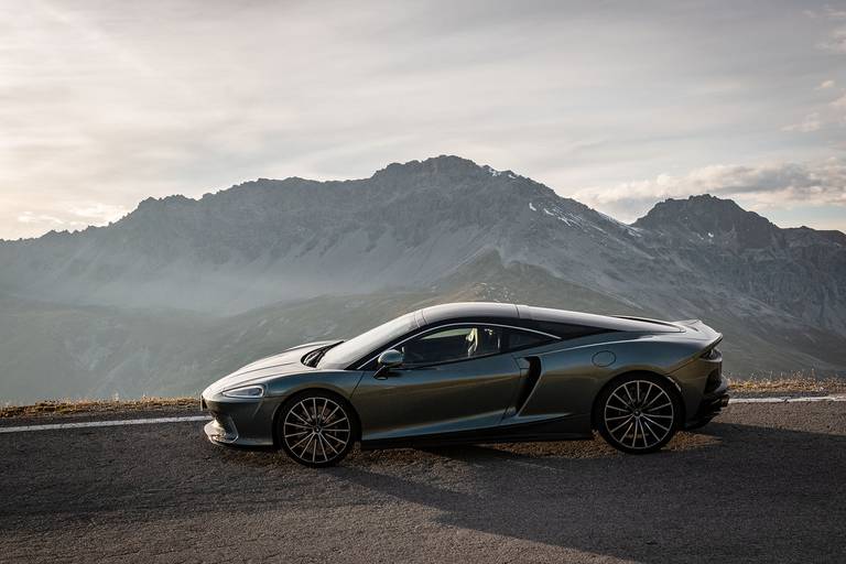 McLaren-GT-Stelvio