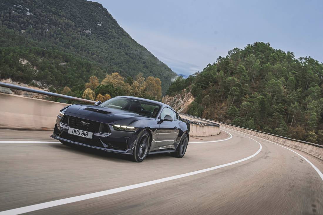 2024-Ford-Mustang-Dark-Horse-Europe