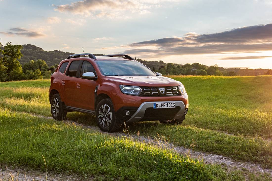 Dacia-Duster-2022-Hero