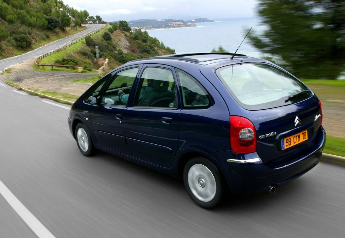 6ysQ2UUAzei7yntjTZvL5G-7eb98737ad9251f5e9cc71409cf21a64-citroen-xsara-picasso-back-1100