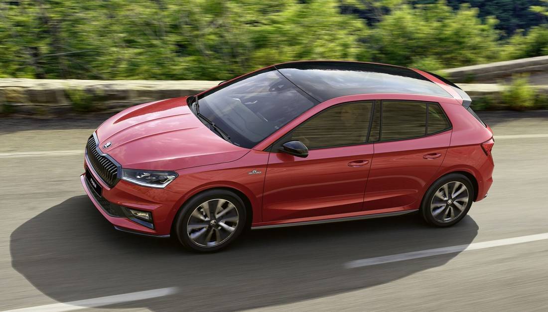 eomoFO76VjWc6pY2c1wst-defe42e2c7a569f3519eae8e9d84bb24-skoda-fabia-monte-carlo-side-1100