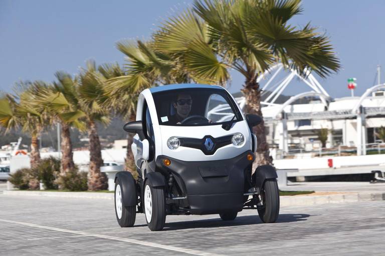  Auch Mini-E-Autos wie der Renault Twizy gehören zu den billigsten Autos auf dem Markt.