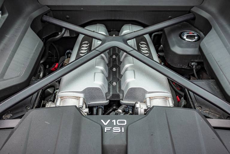 Audi-R8-RWD-2021-Engine