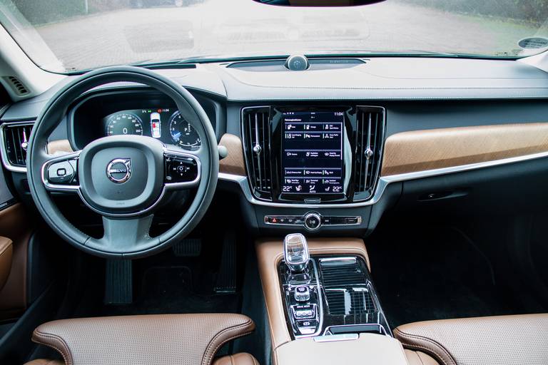 Volvo S90 T8 Twin Engine Interior 2