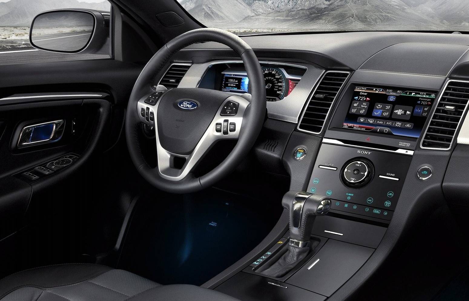 ford-taurus-interior