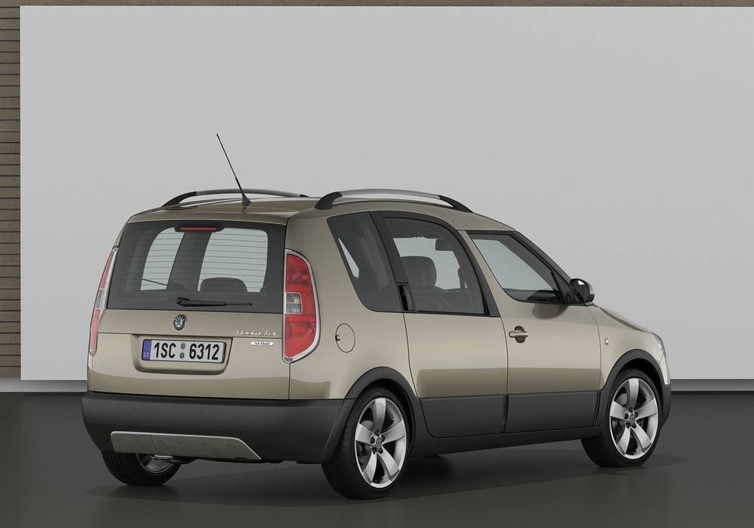 1tXNhG5TKm2IOOHhIVuXKk-84c0c796c4af567871c67359552bf632-Skoda-Roomster_Scout-2011-1280-07-1100