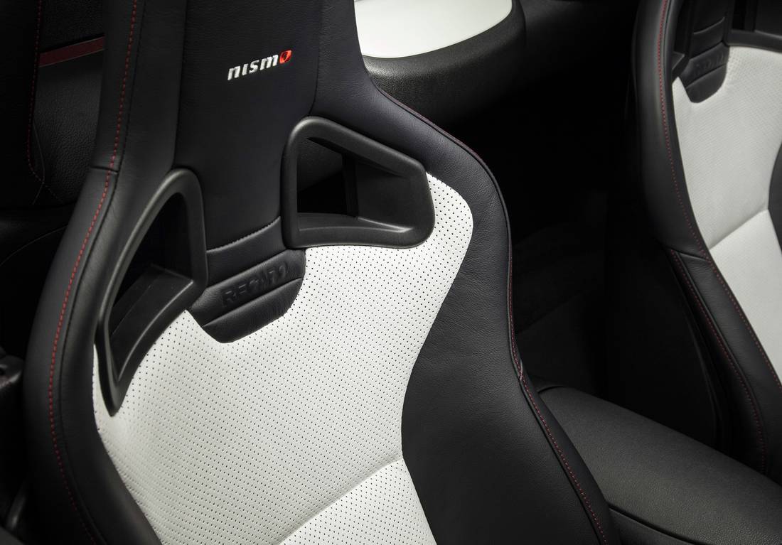 nissan-370z-nismo-roadster-seats