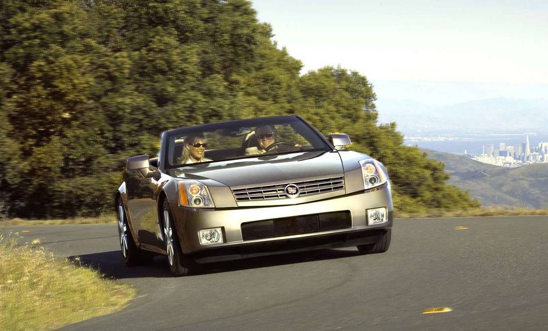 6EErrFhkRM1GIb0LnQjq20-e7a2f13b03192434c59d05b6bfca2644-cadillac-xlr-front-1100