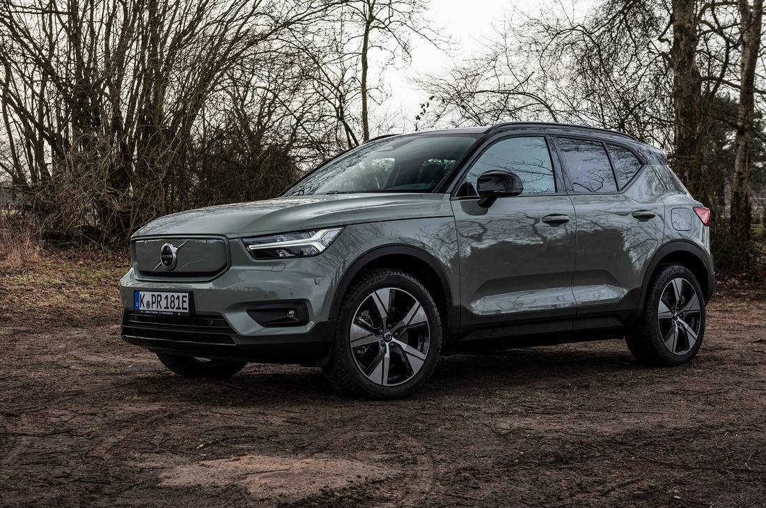 MGrR15IrHKfTyiSuT4wrK-91ed99bbfe1a0774d882643d676ebfe5-Volvo-XC40-Recharge-Hero-1100